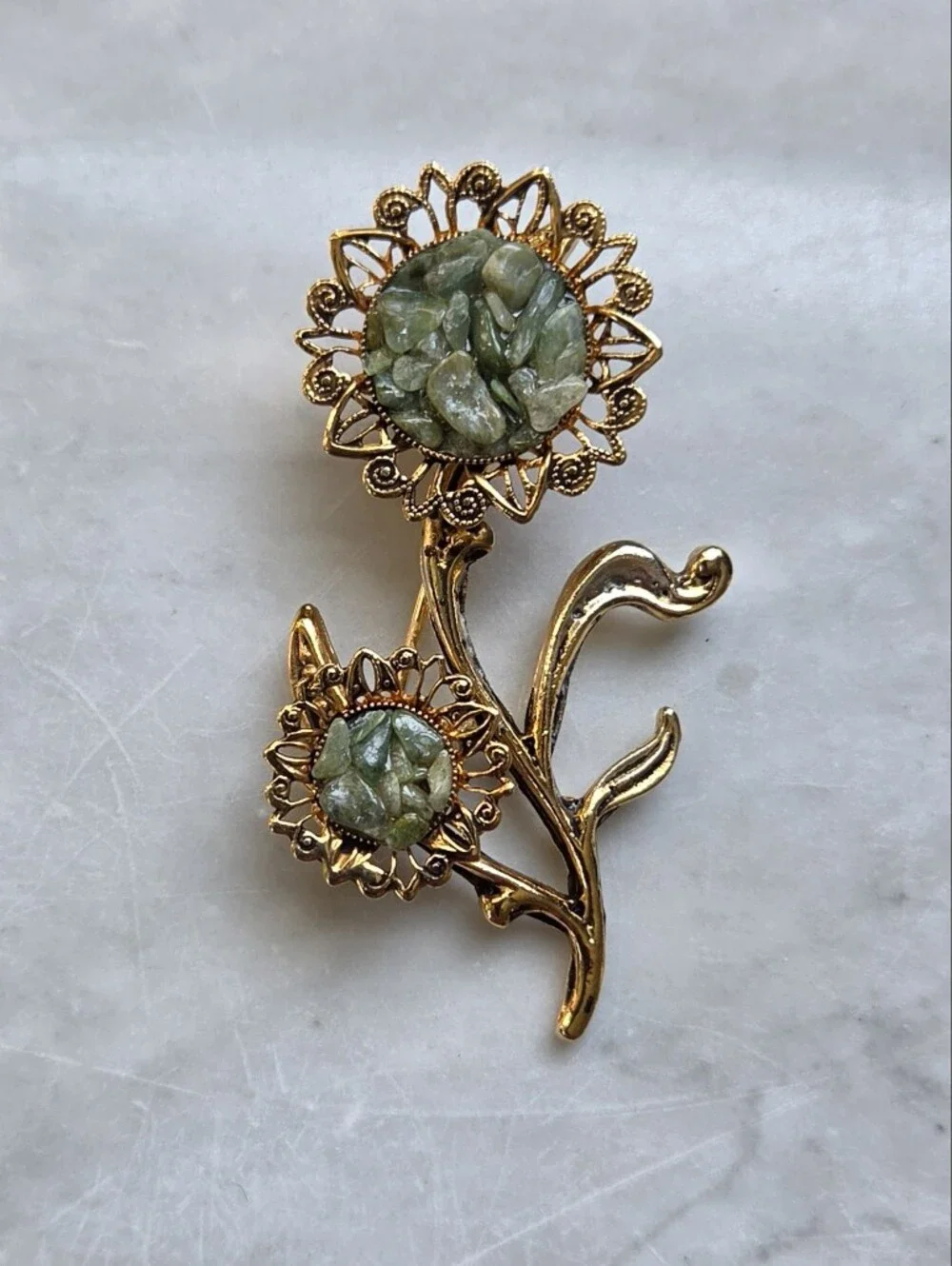 Vtg 1960s BSK Signed Asian Series Jade Chip Flower Brooch Gold Tone Branch
